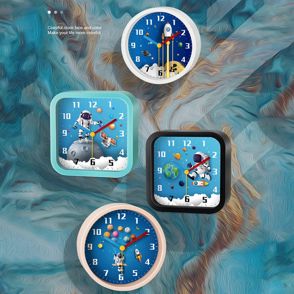 Réveil Enfant Astronaute Planète Silencieux Rond Bureau