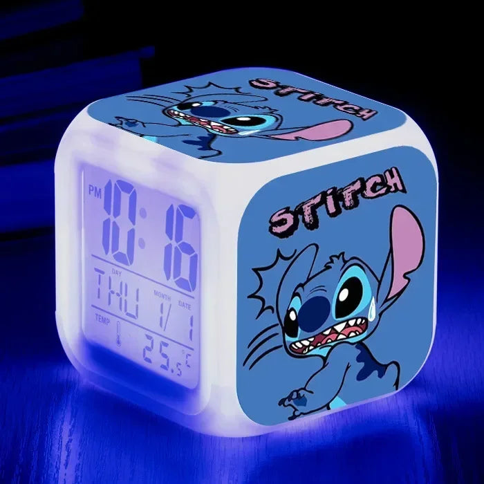 Réveil Lilo & Stitch numérique LED coloré enfant.