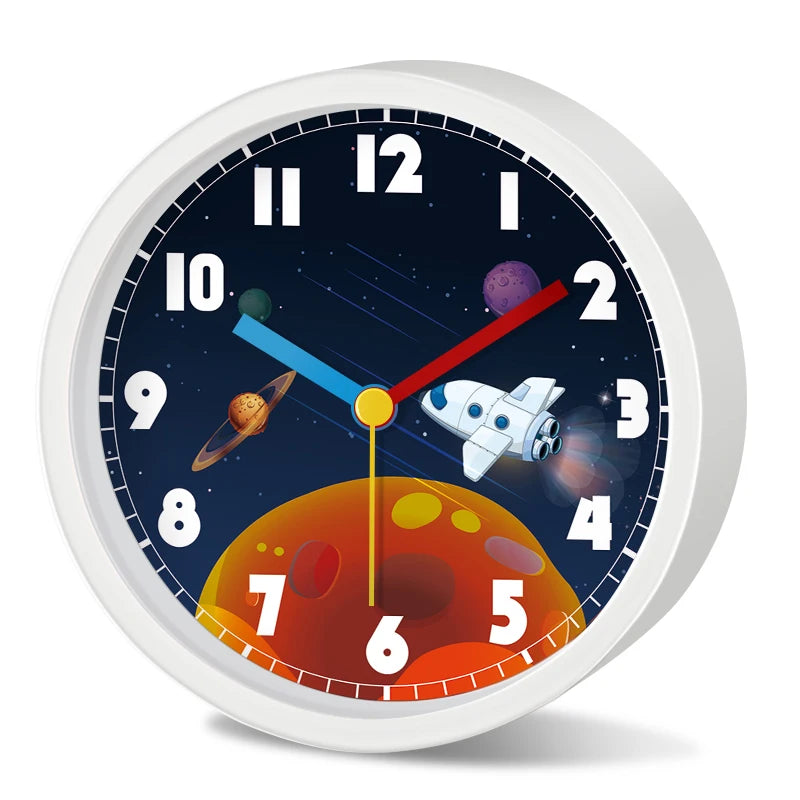 Réveil enfant astronaute planètes rond silencieux analogique