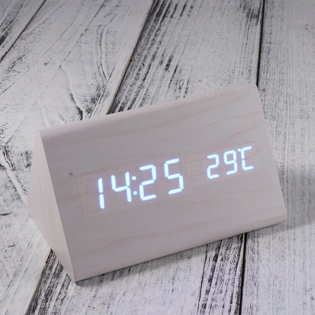 Réveil LED numérique bois, température, luminosité réglable.